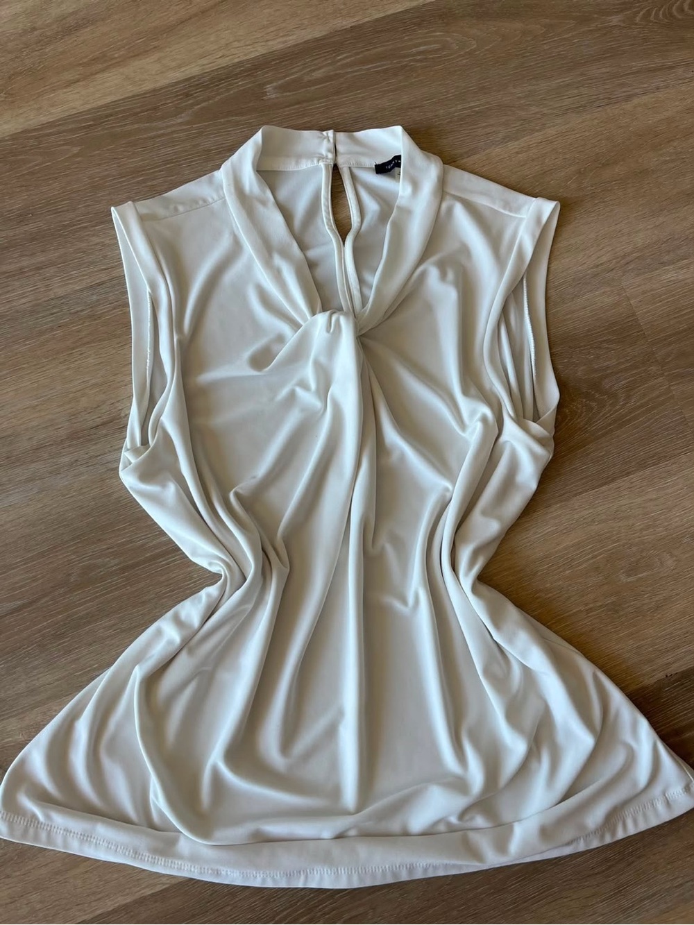Tommy Hilfiger Sleeveless Knot-Neck White Blouse